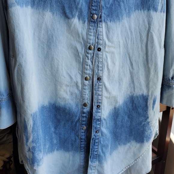 We The Free Tuscan Tie Dye Denim Tunic - Picture 8 of 12